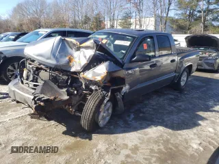 2009 Dodge Dakota SXT z VIN 1D7HW38KX9S730031, wystawiony jako Copart lot #44327855 z przebiegiem Nie podano mil oraz Czysty tytuł • Clean title. Historia ofert i sprzedaży dostępna na DreamBid. Obrazek 1.