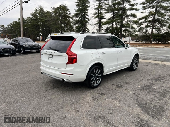 2018 Volvo XC90 Momentum with VIN YV4102CK8J1347520, listed as a Copart auction lot 84560434 with 149,035 mi miles and Clean Title. Bid and sale history available at carsss.com. Image 4.