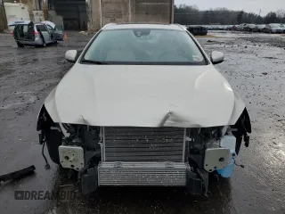 2017 Volvo V60 Premier with VIN YV140MEK4H1373383, listed as a Copart auction lot 44447914 with 47,273 mi miles. Bid and sale history available at carsss.com. Image 5.