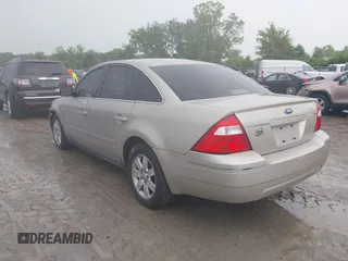 2005 Ford Five Hundred SEL z VIN 1FAFP24145G140044, wystawiony jako IAAI lot #42457383 z przebiegiem 196 564 mil mil oraz . Historia ofert i sprzedaży dostępna na DreamBid. Obrazek 3.