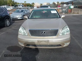 2001 Lexus LS 430 with VIN JTHBN30F110040314, listed as a IAAI auction lot 41292034 with Not Provided miles. Bid and sale history available at carsss.com. Image 6.