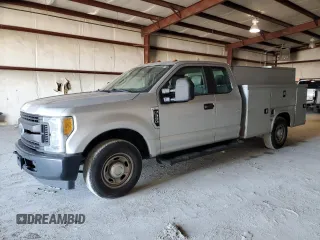 2017 Ford F-350 with VIN 1FD7X3E63HEB61803, listed as a Copart auction lot 44776865 with 227,257 mi miles and Clean title. Bid and sale history available at DreamBid. Image 1.