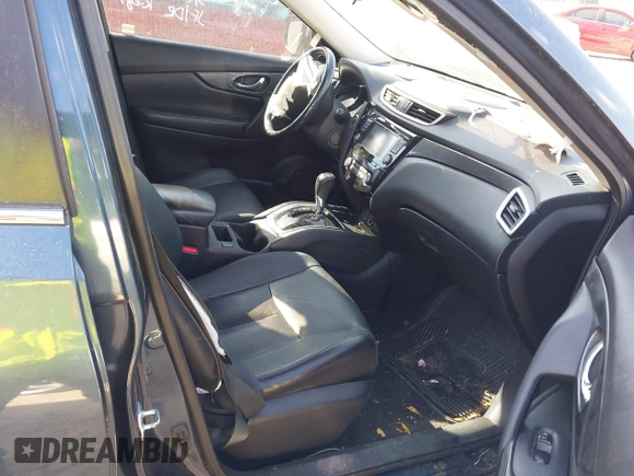 2014 Nissan Rogue SV with VIN 5N1AT2MT4EC778685, listed as a IAAI auction lot 41897568 with 135,922 mi miles and . Bid and sale history available at carsss.com. Image 5.