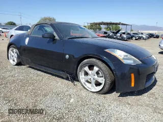 2004 Nissan 350Z Touring with VIN JN1AZ36A74T002301, listed as a Copart auction lot 61720524 with 101,779 mi miles and Salvage Title. Bid and sale history available at carsss.com. Image 4.