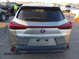 2021 Lexus UX with VIN JTHE9JBHXM2041524, listed as a IAAI auction lot 41826191 with 39,705 mi miles. Bid and sale history available at carsss.com. Image 16.