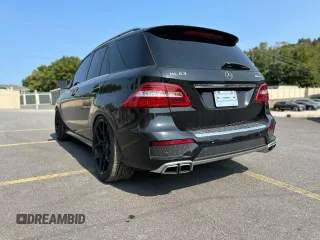 2013 Mercedes-Benz M ML 63 AMG with VIN 4JGDA7EB5DA138680, listed as a Copart auction lot 71911724 with 138,526 mi miles and Clean Title. Bid and sale history available at carsss.com. Image 2.