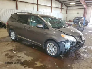 2016 Toyota Sienna LE with VIN 5TDJK3DC3GS132519, listed as a Copart auction lot 73109974 with 150,607 mi miles and Clean Title. Bid and sale history available at carsss.com. Image 4.