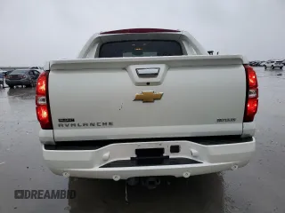 2013 Chevrolet Avalanche LTZ with VIN 3GNMCGE0XDG334846, listed as a Copart auction lot 55261885 with 118,704 mi miles and Salvage title. Bid and sale history available at DreamBid. Image 6.