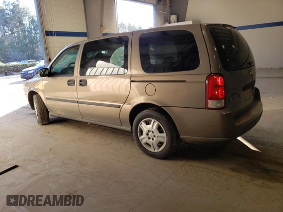 2006 Chevrolet Uplander LS Fleet with VIN 1GNDV23L96D185243, listed as a Copart auction lot 86145954 with 141,368 mi miles and Salvage Title. Bid and sale history available at carsss.com. Image 2.