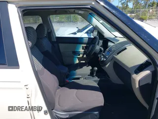 2010 Kia Soul + with VIN KNDJT2A24A7044597, listed as a IAAI auction lot 41798936 with 152,707 mi miles. Bid and sale history available at carsss.com. Image 5.