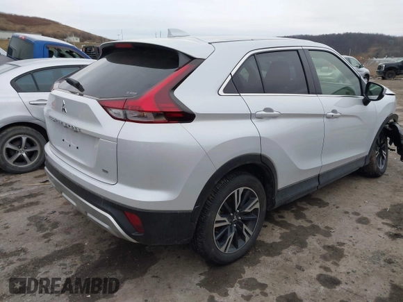 2024 Mitsubishi Eclipse Cross SE with VIN JA4ATWAA7RZ024613, listed as a IAAI auction lot 41455691 with 9,798 mi miles and . Bid and sale history available at DreamBid. Image 4.