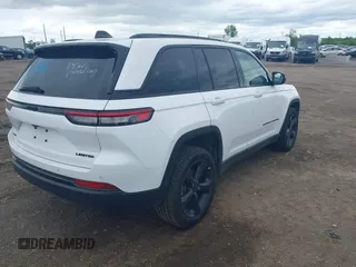 2023 Jeep Grand Cherokee Limited z VIN 1C4RJHBG8PC518881, wystawiony jako IAAI lot #42342233 z przebiegiem 58 773 mil mil oraz . Historia ofert i sprzedaży dostępna na DreamBid. Obrazek 4.