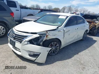 2015 Nissan Altima 2.5 S with VIN 1N4AL3AP2FC570488, listed as a IAAI auction lot 41824748 with 73,590 mi miles. Bid and sale history available at carsss.com. Image 2.
