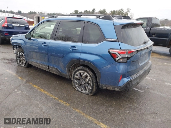 2025 Subaru Forester Premium with VIN JF2SLDDC7SH457793, listed as a IAAI auction lot 41309871 with 2,070 mi miles. Bid and sale history available at carsss.com. Image 3.