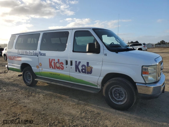 2010 Ford Econoline Wagon XL with VIN 1FBSS3BL5ADA43808, listed as a Copart auction lot 44814335 with 224,363 mi miles and Clean Title. Bid and sale history available at carsss.com. Image 4.