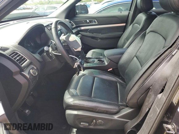 2017 Ford Explorer XLT с VIN 1FM5K7D83HGA41178, выставлен на аукционе Copart как лот 62135035 с пробегом Не указан миль и Списание • Salvage title. История ставок и продаж доступна на DreamBid. Изображение 7.
