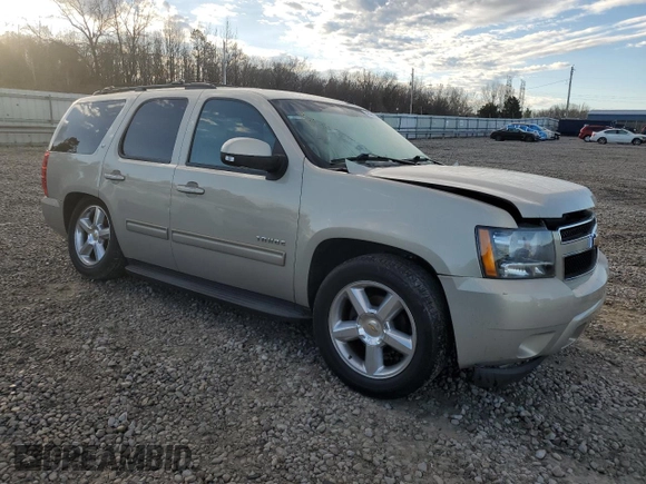 2010 Chevrolet Tahoe LT z VIN 1GNMCBE31AR144717, wystawiony jako Copart lot #46361155 z przebiegiem 153 575 mil mil oraz Szkoda całkowita • Salvage title. Historia ofert i sprzedaży dostępna na DreamBid. Obrazek 4.