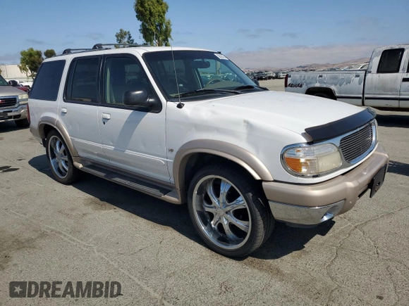 2000 Ford Explorer Eddie Bauer с VIN 1FMDU84P2YZB86557, выставлен на аукционе Copart как лот 59590365 с пробегом 140 872 миль миль и Списание • Salvage title. История ставок и продаж доступна на DreamBid. Изображение 4.