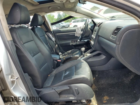 2010 Volkswagen Jetta Limited Edition with VIN 3VWRX7AJ6AM146644, listed as a Copart auction lot 84243994 with Not provided miles and Salvage title. Bid and sale history available at DreamBid. Image 7.