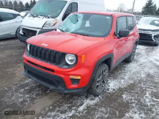 2021 Jeep Renegade Upland Edition with VIN ZACNJDAB1MPM21927, listed as a IAAI auction lot 41636352 with 120,125 mi miles. Bid and sale history available at carsss.com. Image 2.