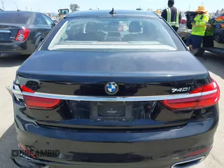 2019 BMW 7 Series 740i с VIN WBA7E2C56KB216989, выставлен на аукционе IAAI как лот 42336636 с пробегом 113 644 миль миль и . История ставок и продаж доступна на DreamBid. Изображение 16.