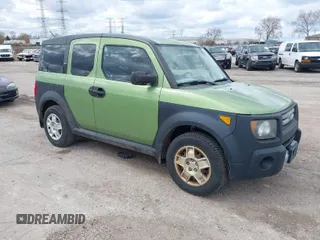 2008 Honda Element LX with VIN 5J6YH18368L010679, listed as a IAAI auction lot 42035414 with 181,301 mi miles and . Bid and sale history available at DreamBid. Image 1.