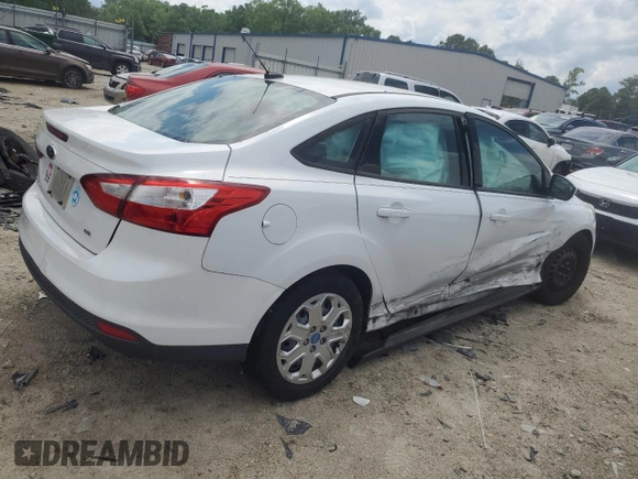 2012 Ford Focus SE with VIN 1FAHP3F29CL192410, listed as a Copart auction lot 56428525 with 76,671 mi miles and Clean title. Bid and sale history available at DreamBid. Image 3.