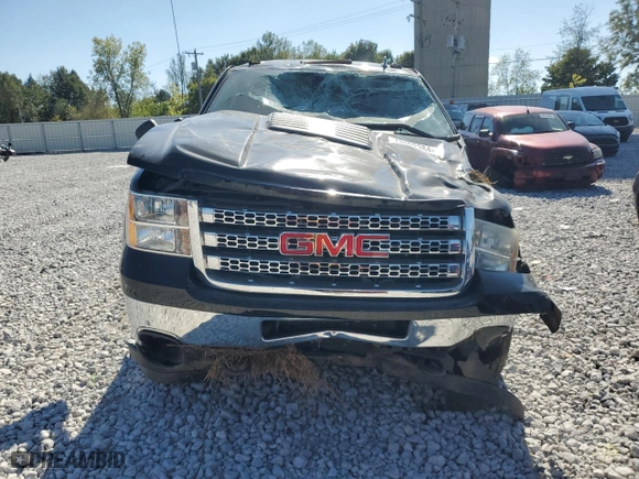 2013 GMC Sierra 2500HD SLE with VIN 1GT220C85DZ128790, listed as a Copart auction lot 73482384 with 125,087 mi miles and Clean Title. Bid and sale history available at carsss.com. Image 5.
