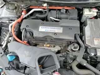 2017 Honda Accord EX-L z VIN JHMCR6F58HC001477, wystawiony jako Copart lot #86694635 z przebiegiem 99 718 mil mil oraz Szkoda całkowita • Salvage title. Historia ofert i sprzedaży dostępna na DreamBid. Obrazek 14.