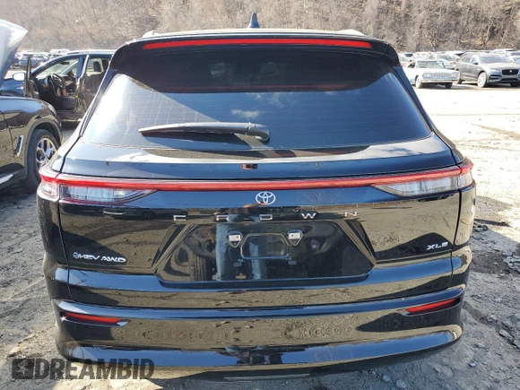 2025 Toyota Crown XLE z VIN JTDACAAJ3S3006403, wystawiony jako Copart lot #47754795 z przebiegiem 859 mil mil oraz Szkody całkowita. Historia ofert i sprzedaży dostępna na DreamBid. Obrazek 6.