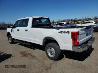 2018 Ford Super Duty F-250 SRW XL with VIN 1FT7W2B6XJEC73588, listed as a Copart auction lot 46824385 with 69,912 mi miles and Salvage Title. Bid and sale history available at carsss.com. Image 2.