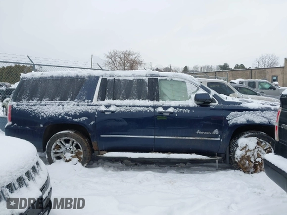 2018 GMC Yukon XL SLT with VIN 1GKS2GKC2JR394198, listed as a IAAI auction lot 41321208 with 113,645 mi miles. Bid and sale history available at carsss.com. Image 14.