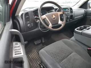 2008 Chevrolet Silverado 1500 1LT with VIN 1GCEC19J48Z241615, listed as a Copart auction lot 50070125 with 157,013 mi miles and Salvage Title. Bid and sale history available at DreamBid. Image 8.