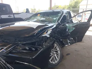 2022 Lexus ES 300h Luxury with VIN 58AEA1C12NU015634, listed as a IAAI auction lot 42575127 with 46,905 mi miles and . Bid and sale history available at DreamBid. Image 6.