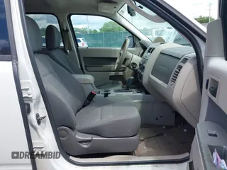 2009 Ford Escape Hybrid с VIN 1FMCU593X9KB20378, выставлен на аукционе IAAI как лот 42355245 с пробегом 173 055 миль миль и . История ставок и продаж доступна на DreamBid. Изображение 5.