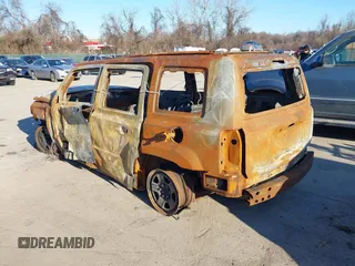 2016 Jeep Patriot Sport with VIN 1C4NJPBB3GD667111, listed as a IAAI auction lot 40577033 with 115,459 mi miles and . Bid and sale history available at carsss.com. Image 3.