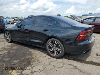 2020 Volvo S60 R-Design with VIN 7JRA22TM5LG030861, listed as a Copart auction lot 62031554 with 68,076 mi miles and Salvage Title. Bid and sale history available at carsss.com. Image 2.