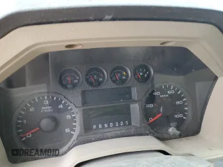 2009 Ford Super Duty F-250 XL with VIN 1FTNX20579EA28886, listed as a Copart auction lot 72176784 with 183,992 mi miles and Salvage Title. Bid and sale history available at carsss.com. Image 9.