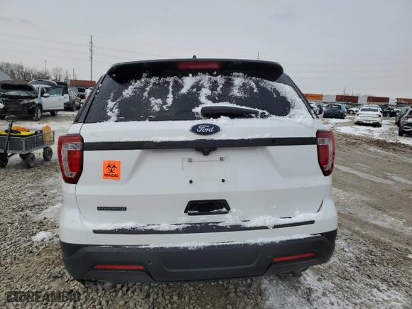 2018 Ford Police Interceptor Utility with VIN 1FM5K8AR0JGB91872, listed as a Copart auction lot 45582615 with 0 mi miles and Salvage Title. Bid and sale history available at carsss.com. Image 6.