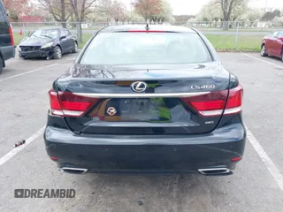 2017 Lexus LS 460 z VIN JTHCL5EF2H5028166, wystawiony jako IAAI lot #42049415 z przebiegiem 205 982 mil mil oraz . Historia ofert i sprzedaży dostępna na DreamBid. Obrazek 16.