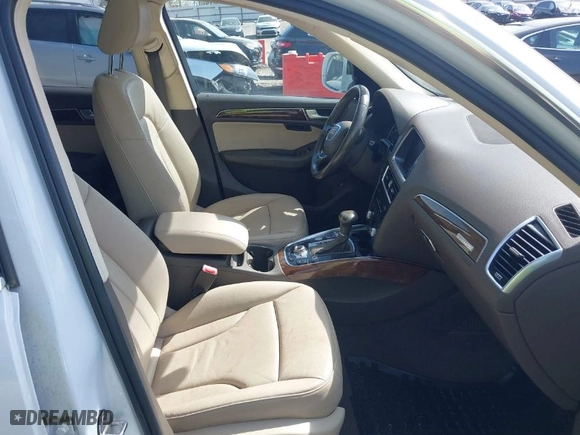2015 Audi Q5 Premium Plus with VIN WA1LFAFPXFA029430, listed as a IAAI auction lot 41934036 with 115,538 mi miles. Bid and sale history available at carsss.com. Image 5.
