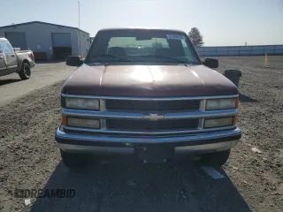 1998 Chevrolet Silverado 1500 with VIN 1GCEK19R2WE133619, listed as a Copart auction lot 55303545 with 200,306 mi miles and Salvage Title. Bid and sale history available at DreamBid. Image 5.