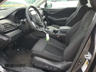2025 Subaru Outback Premium z VIN 4S4BTADCXS3203386, wystawiony jako Copart lot #53794725 z przebiegiem 801 mil mil oraz Szkoda całkowita • Salvage title. Historia ofert i sprzedaży dostępna na DreamBid. Obrazek 7.