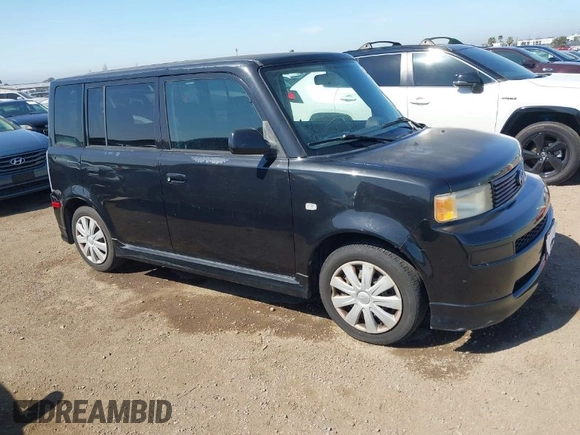 2005 Scion xB with VIN JTLKT334550178997, listed as a IAAI auction lot 41989189 with 163,834 mi miles. Bid and sale history available at carsss.com. Image 1.
