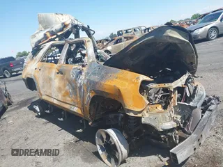 2013 Toyota 4Runner SR5 with VIN JTEZU5JR8D5059582, listed as a IAAI auction lot 41960306 with Not Provided miles and . Bid and sale history available at DreamBid. Image 1.