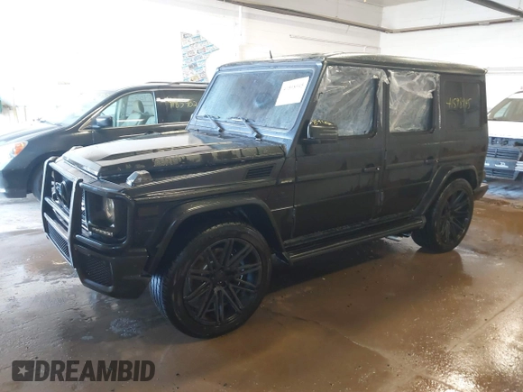 2013 Mercedes-Benz G-Class AMG G 63 with VIN WDCYC7DF8DX206305, listed as a IAAI auction lot 41598945 with 97,464 mi miles. Bid and sale history available at carsss.com. Image 2.