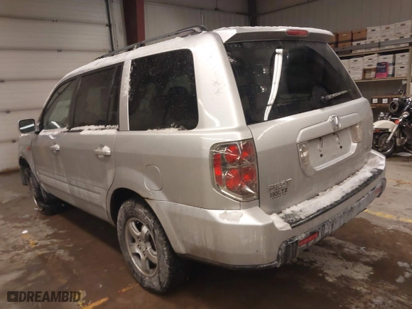 2006 Honda Pilot EX with VIN 2HKYF18416H563715, listed as a IAAI auction lot 41362167 with 162,611 mi miles. Bid and sale history available at carsss.com. Image 3.