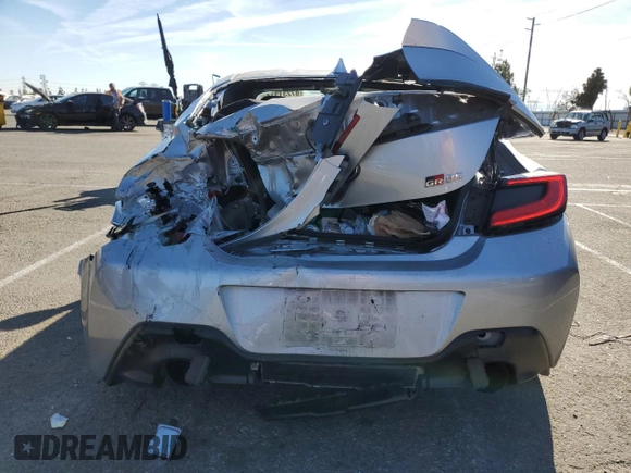2022 Toyota GR86 Premium with VIN JF1ZNBE12N9753110, listed as a Copart auction lot 87231314 with 27,069 mi miles and Salvage Title. Bid and sale history available at carsss.com. Image 6.