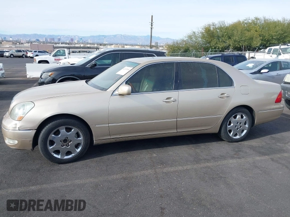 2001 Lexus LS 430 with VIN JTHBN30F110040314, listed as a IAAI auction lot 41292034 with Not Provided miles. Bid and sale history available at carsss.com. Image 13.