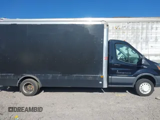 2016 Ford Transit с VIN 1FDBF9ZM1GKB57029, выставлен на аукционе IAAI как лот 42496449 с пробегом 142 500 миль миль и . История ставок и продаж доступна на DreamBid. Изображение 12.